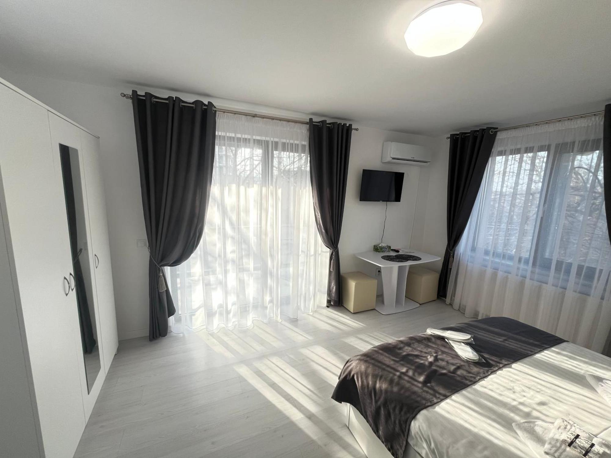 Hotel Palas Grand View Iasi Esterno foto