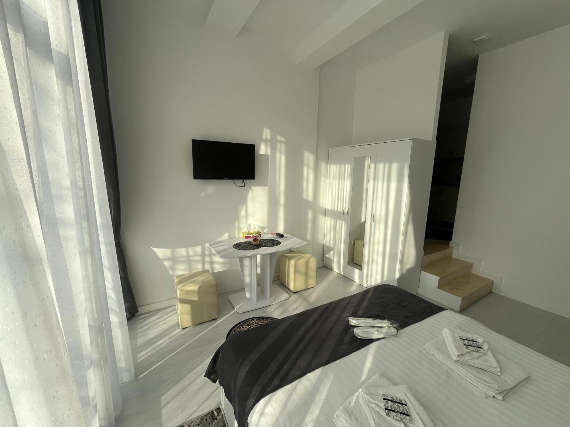 Hotel Palas Grand View Iasi Esterno foto