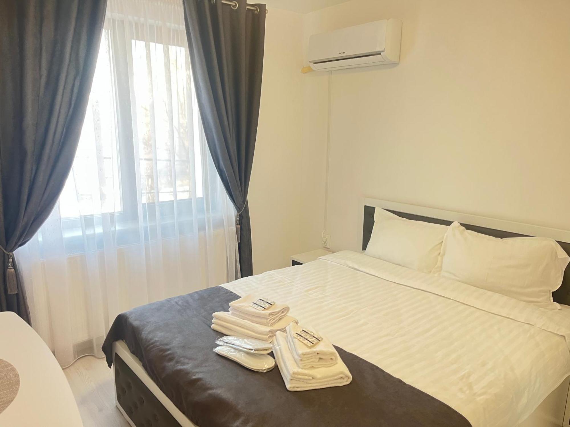 Hotel Palas Grand View Iasi Esterno foto
